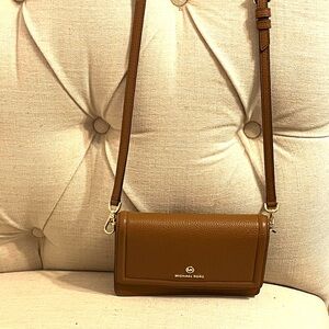 Michael Kors Tan Leather Bag with Gold Hardware